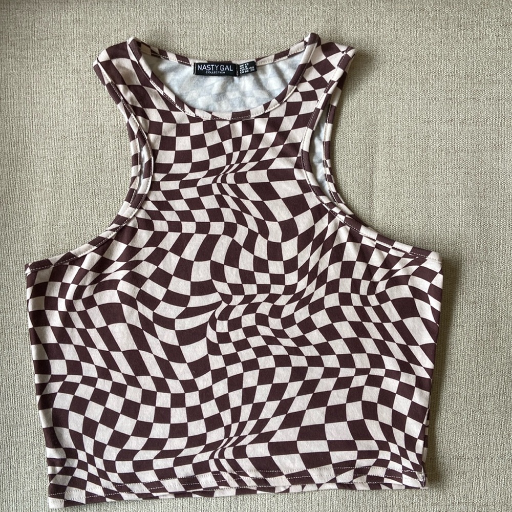 Sale 2/$15* NWOT brown & off-white cropped tank by Nasty Gal, size 8 women's.